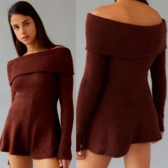 Urban Outfitters Grace Off-the-Shoulder Knit Romper in Brown/Burgundy Medium - Picture 1 of 4
